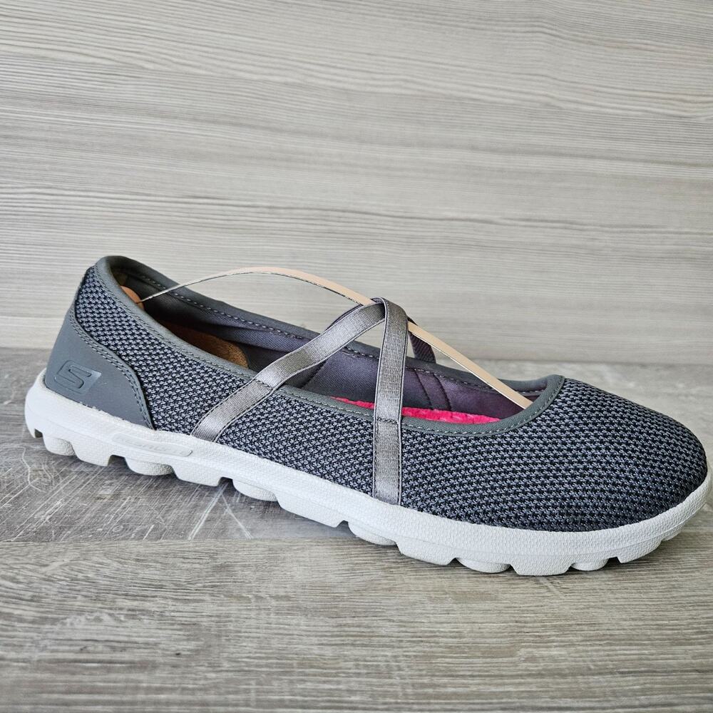 Skechers On the Go Womens Size 10 Gray Slip-On Shoes Goga Mat Mary Jane 13811